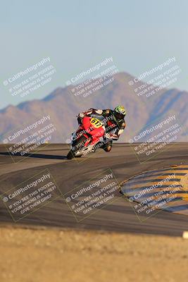 media/Dec-16-2023-CVMA (Sat) [[bb38a358a2]]/Race 13 Amateur Supersport Middleweight/